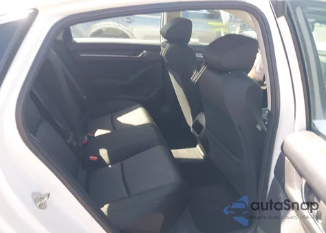 2018 Honda Accord Hybrid из США, поврежденный, VIN 1HGCV3F1XJA003839